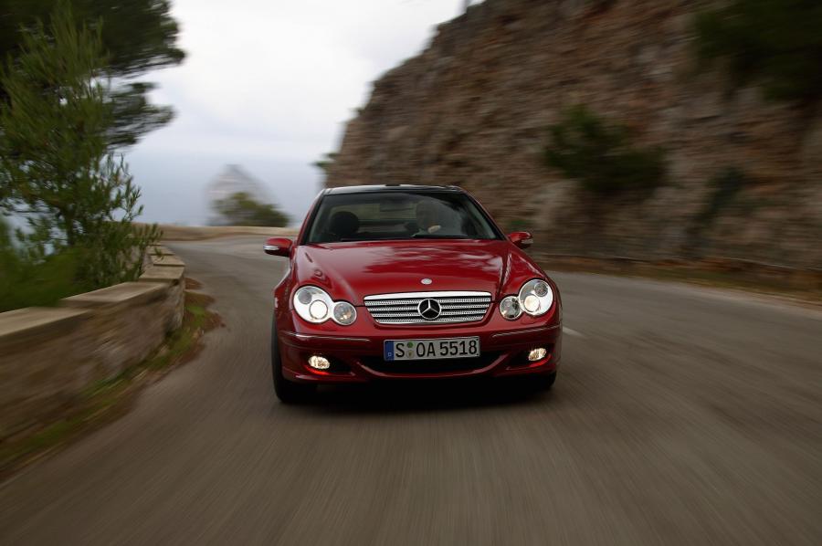  Mercedes-Benz C-Class Sportcoupe 2002 года  (фото 42 из 44)